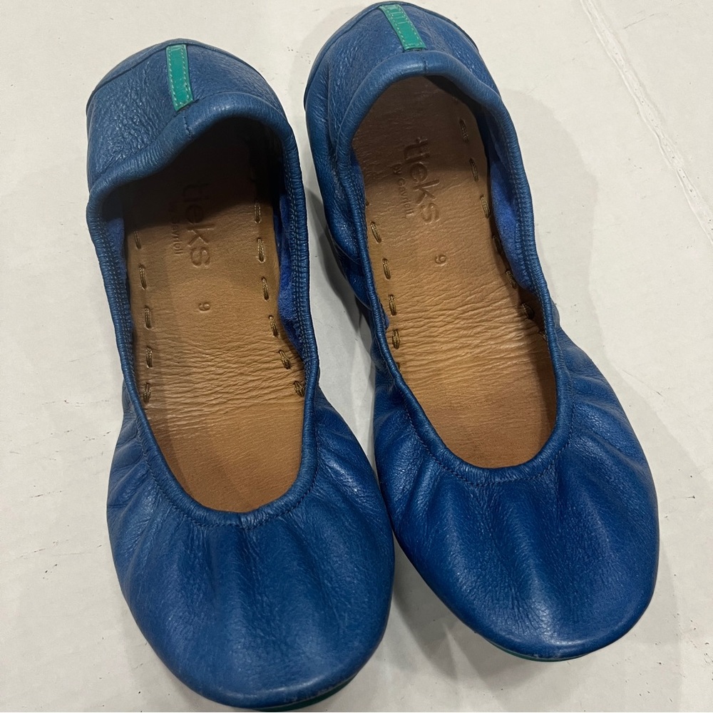 Cobalt Blue Tieks Size 9 Flats